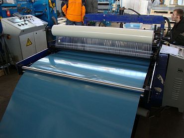 Лист оцинкованный с полимерным покрытием полиэстер 0,8х1250мм RAL 5026 Перламутровый ночной синий