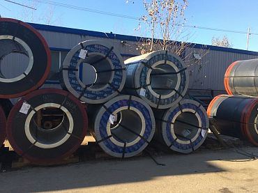 Рулон оцинкованный с полимерным покрытием полиэстер 1,0х1250мм RAL 3020 Транспортный красный