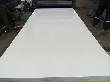 Лист оцинкованный с полимерным покрытием полиэстер 0,6х1250мм RAL 9003 Сигнальный белый