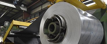 Лист оцинкованный с полимерным покрытием полиэстер 0,9х1250мм RAL 9004 Сигнальный чёрный