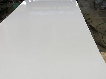 Лист оцинкованный с полимерным покрытием полиэстер 0,5х1250мм RAL 9003 Сигнальный белый