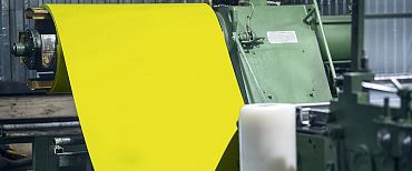 Лист оцинкованный с полимерным покрытием полиэстер 0,7х1250мм RAL 1011 Коричнево-бежевый